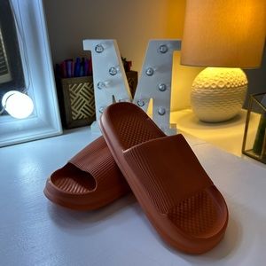 Slip ons